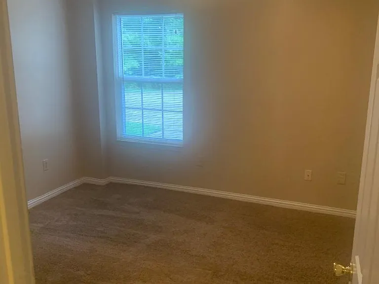 Front bedroom 1
