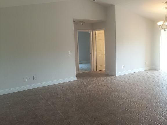 4th image of 2837 Nancy Dr