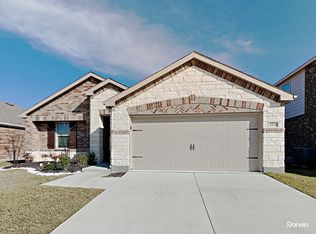 2220 Heaton St, Forney, TX 75126