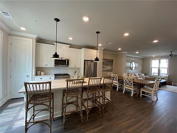 3rd image of 414 Bishop Ln #26