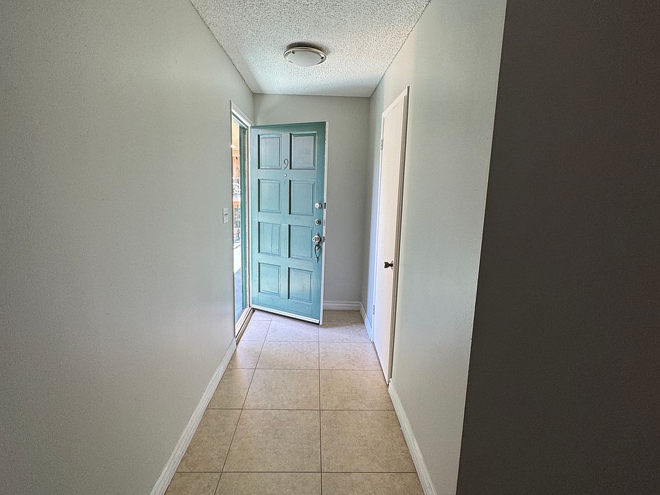 1st image of 11706 Dorothy St APT 9
