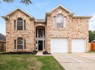 22835 W Waterlake Dr, Richmond, TX 77406