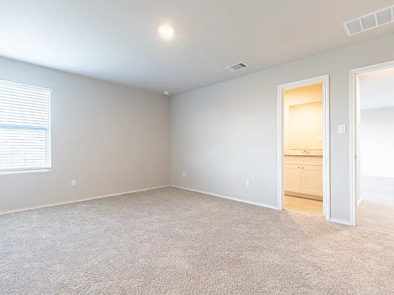 2766 Rosefinch — Photo 15