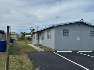 1015 Avenue I APT 1, Riviera Beach, FL 33404
