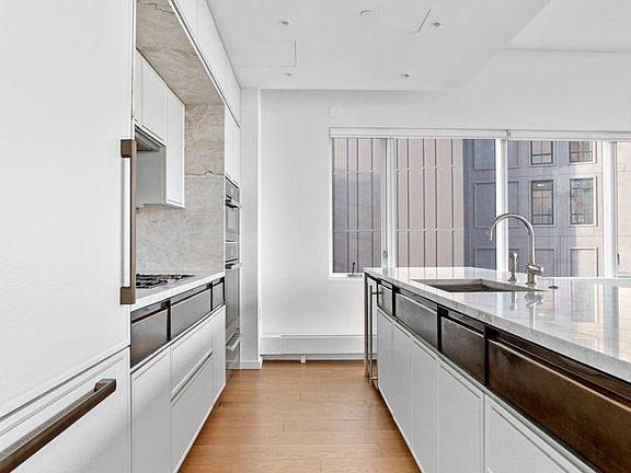 5th image of 5 Beekman St #29A