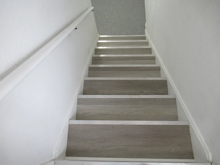 330 Paul St — Photo 23