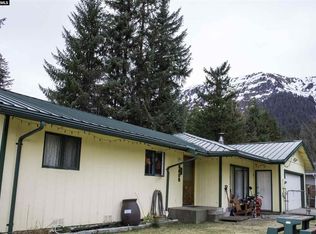 8609 Marilyn Ave, Juneau, AK 99801