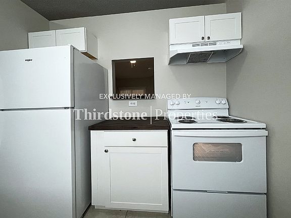4th image of 5128 Indian Lakes Ct APT 3