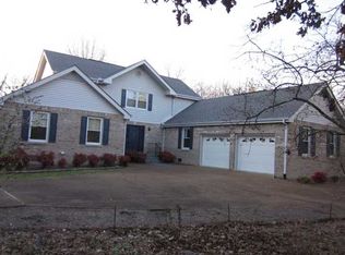 2125 Peterson Dr, Chattanooga, TN 37421