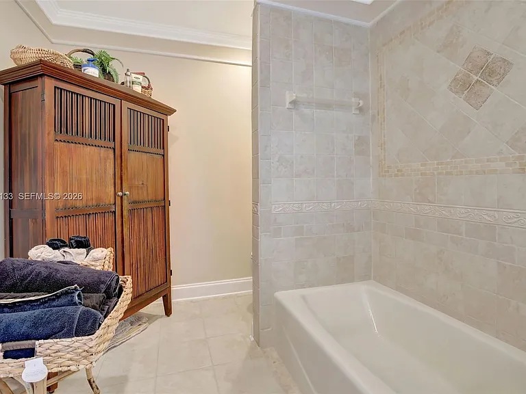 5320 SW 21st Ct — Photo 28