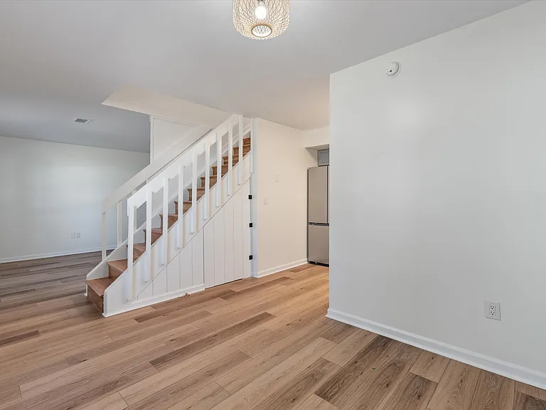2494 Etiwan Ave #K11 — Photo 14