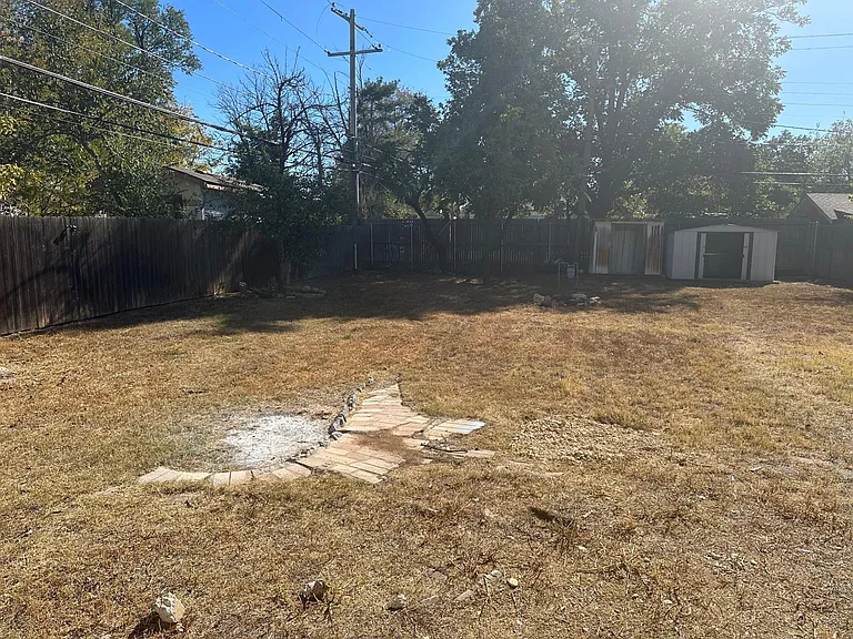 4213 SW 9th Ave — Photo 35