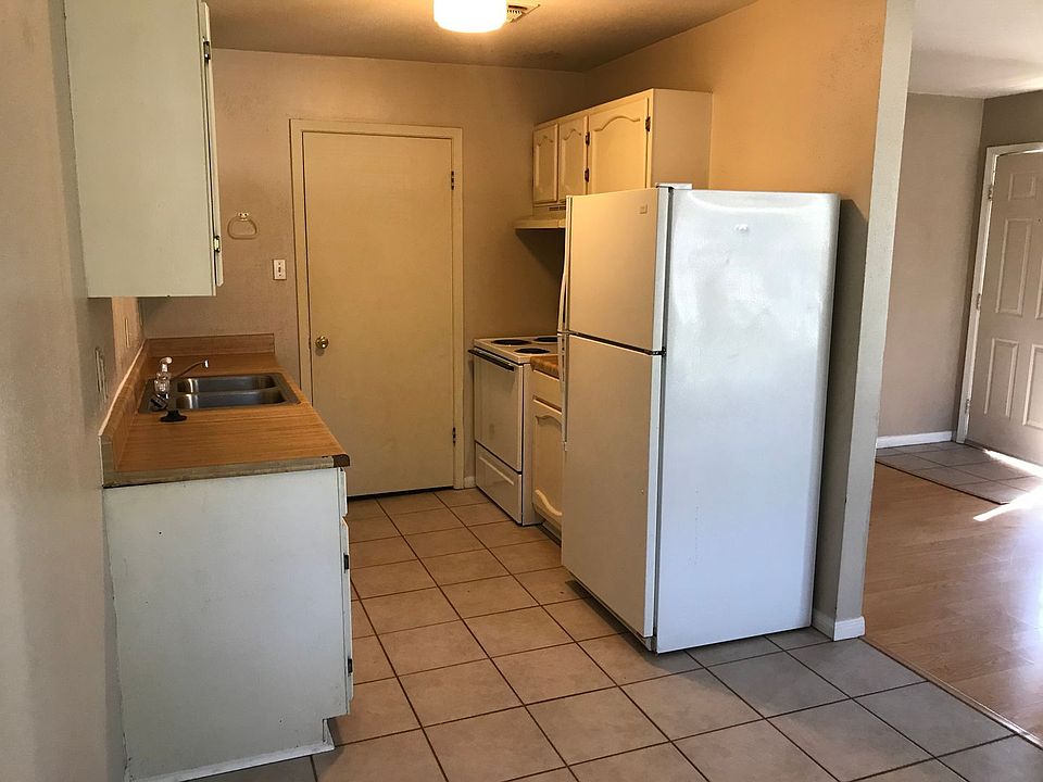 1st image of 700 Vassar Ct APT A