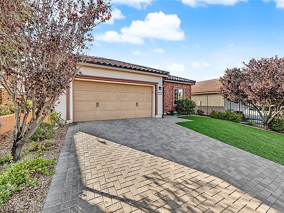 2nd image of 2625 Bechamel Pl