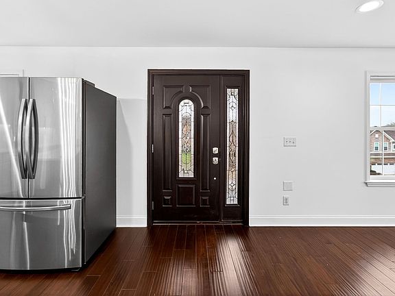 4th image of 6709 Autumn Oaks Dr