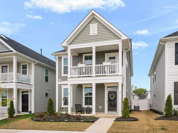 66 Blue Iris Pkwy, Clayton, NC 27520