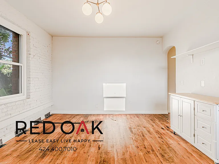 2731 Beverly Blvd #405 — Photo 8