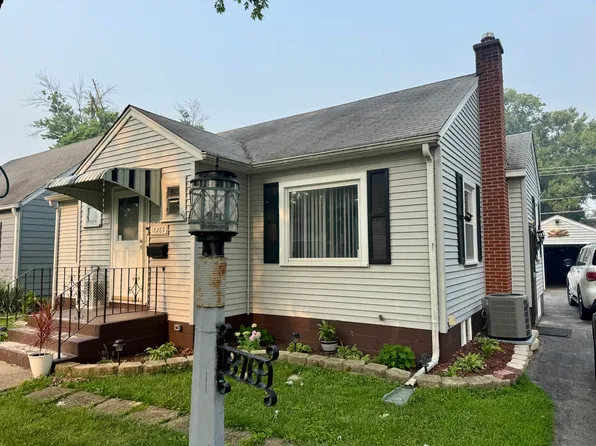18269 Burnham Ave, Lansing, IL 60438