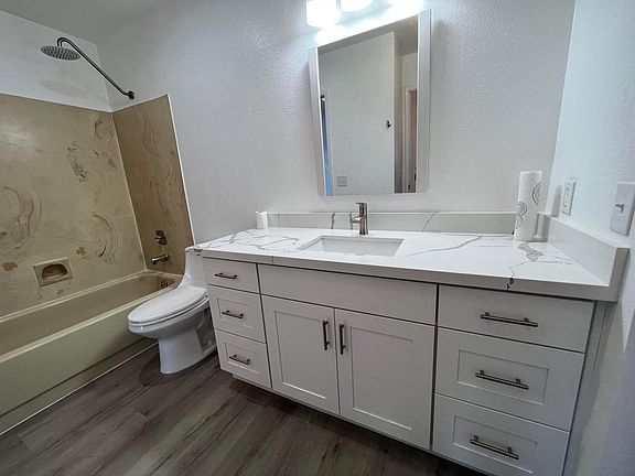 New bathroom vanity