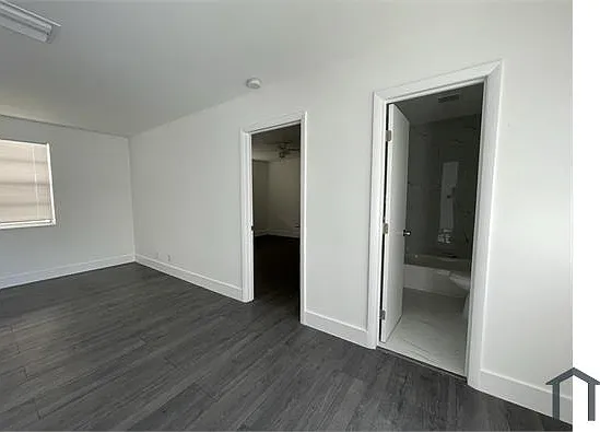 1842 Madison St #2 — Photo 14