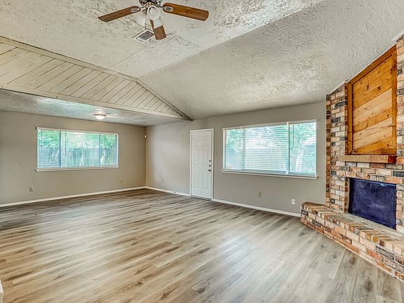 4th image of 8403 Quail Burg Ln