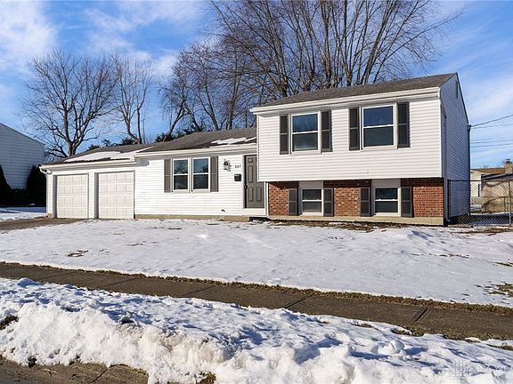 3rd image of 807 Barkins Ave