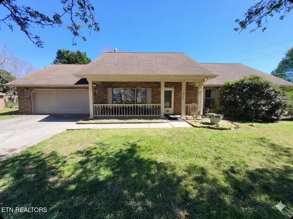 2246 Portland Dr, Maryville, TN 37803