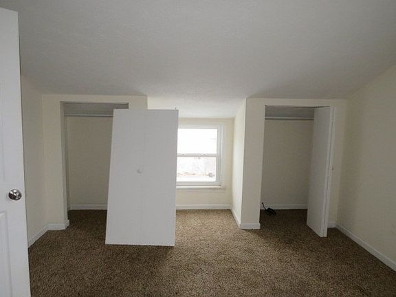 5th image of 347 Clark St