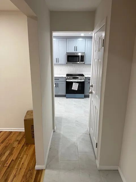 24 Harrison Ave — Photo 3