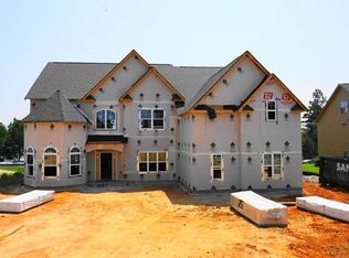 77 Griggs Rd, Fort Mitchell, AL 36856