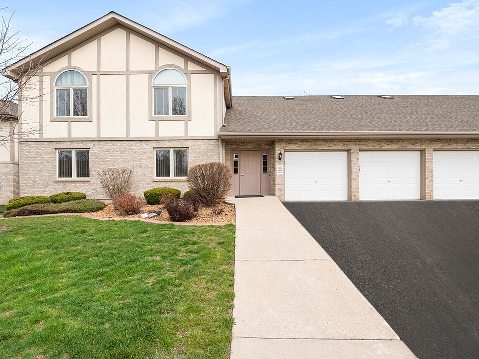 1st image of 2605 Eagle Dr Unit 2605