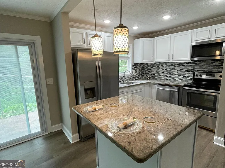 3191 Abbeywood Dr — Photo 4
