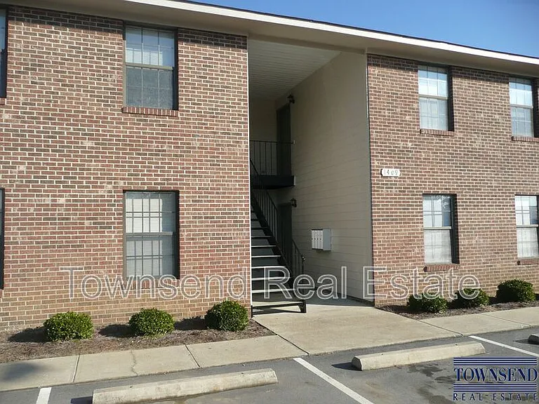 1409D Ireland Dr — Photo 11