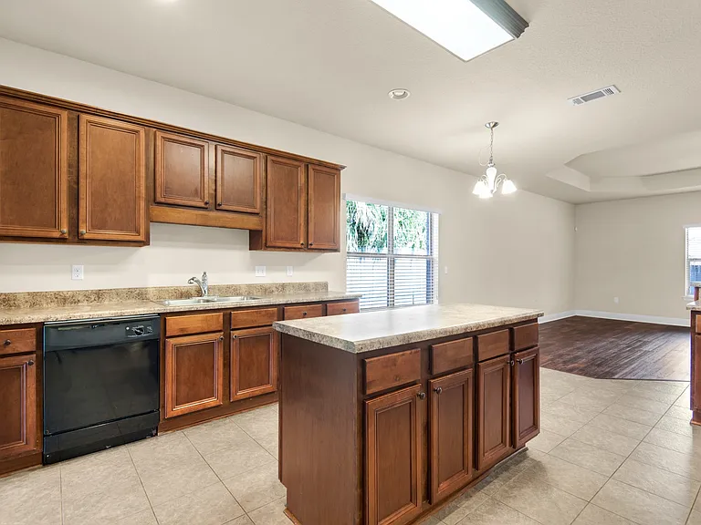 6776 Cotter Dr — Photo 10