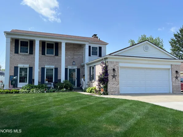236 Ponderosa Dr, Oregon, OH 43616