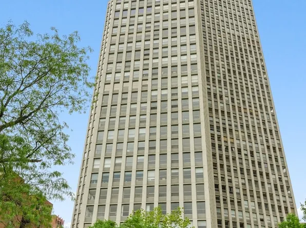 2626 N Lakeview Ave APT 2910, Chicago, IL 60614