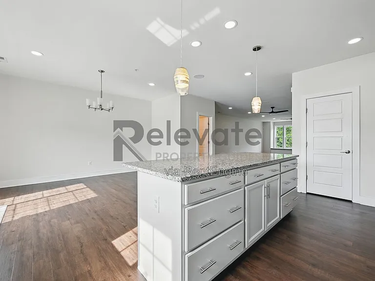 4227 Saunders Tavern Trl #B — Photo 13