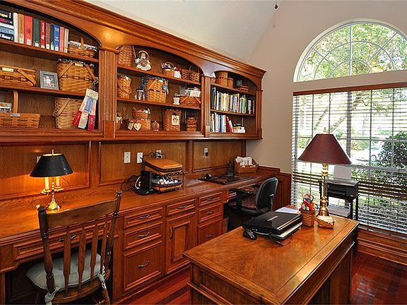 5th image of 1702 Misty Hill Ln