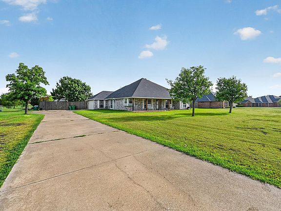 2nd image of 11112 Prairie Lakes Ln