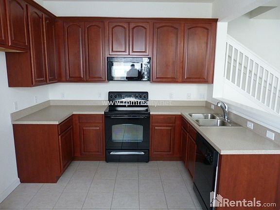 2nd image of 935 Rock Harbor Ave