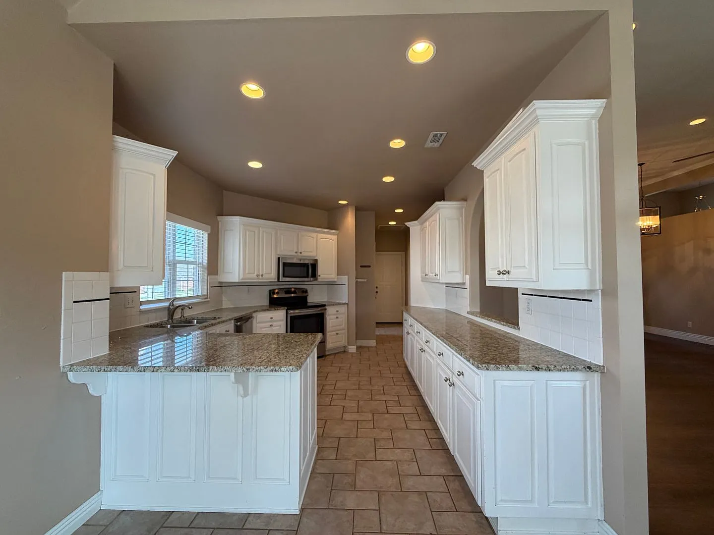 4410 W. Braymore Drive — Photo 4