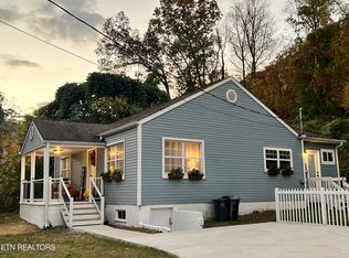 632 W Tri County Blvd, Oliver Springs, TN 37840