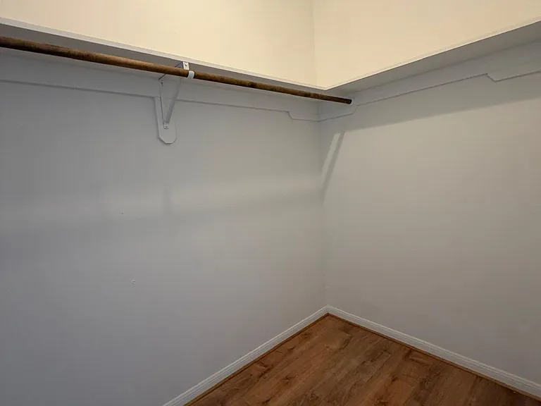 2323 Fairwind Rd #105 — Photo 30