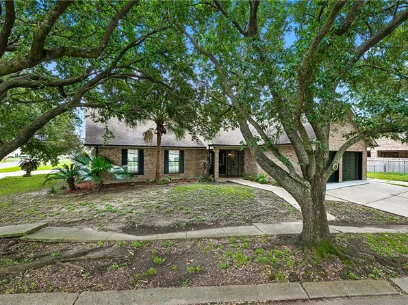 2500 Orbit Ct, Harvey, LA 70058