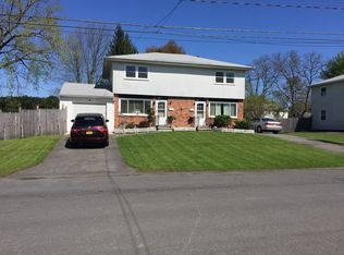 23 Commodore St, Albany, NY 12205