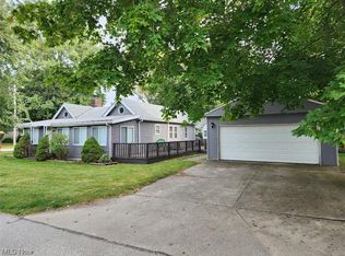 900 Hayes Ave, Willoughby, OH 44094