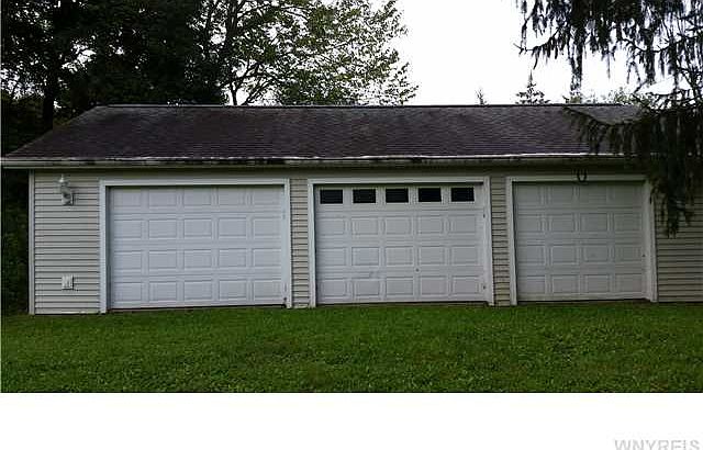 2nd image of 6560 Rawson Rd