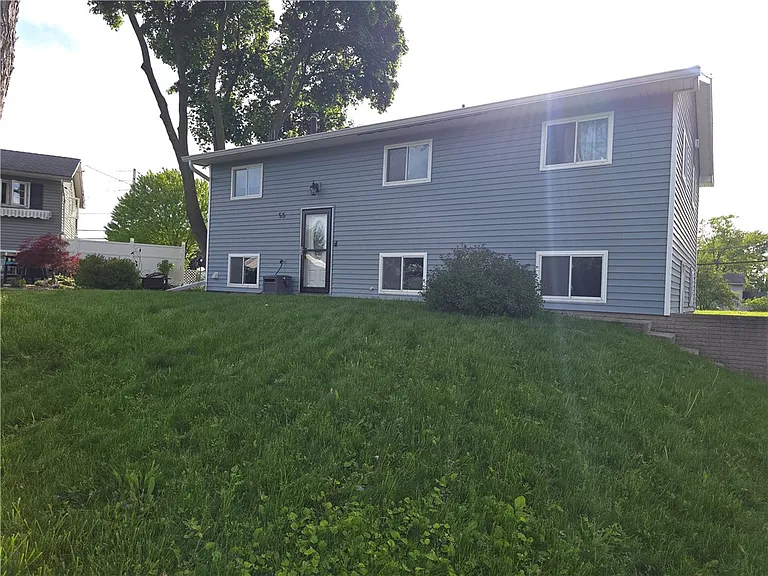 55 Agar Ave — Photo 5