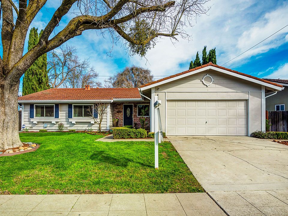 1st image of 8795 Davona Dr