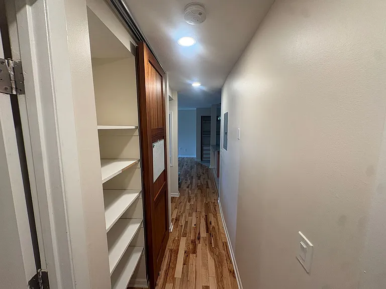 4201 Lakeside Ave N #111 — Photo 16